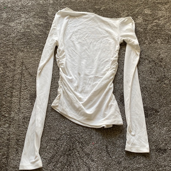 Asymmetrical Long Sleeve - Picture 3 of 3